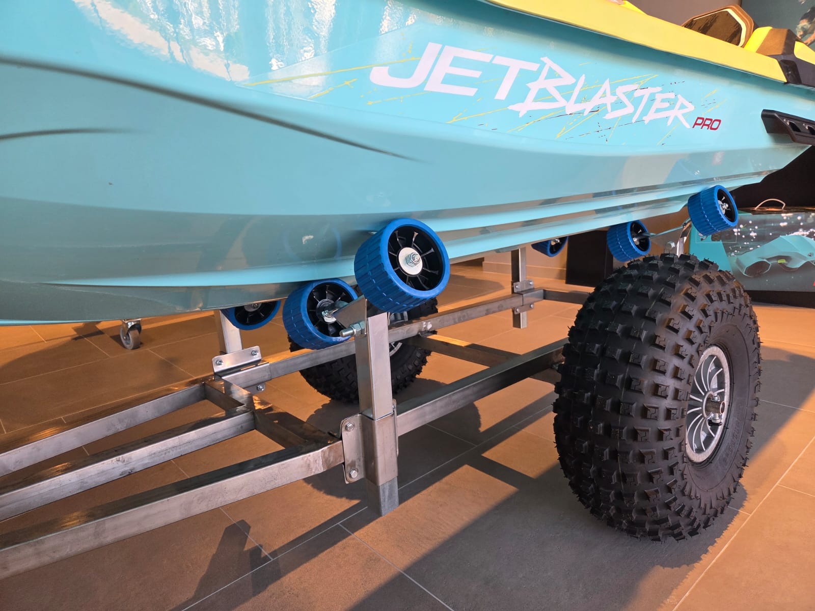 Moto d'acqua usate Carrello da spiaggia per moto d'acqua