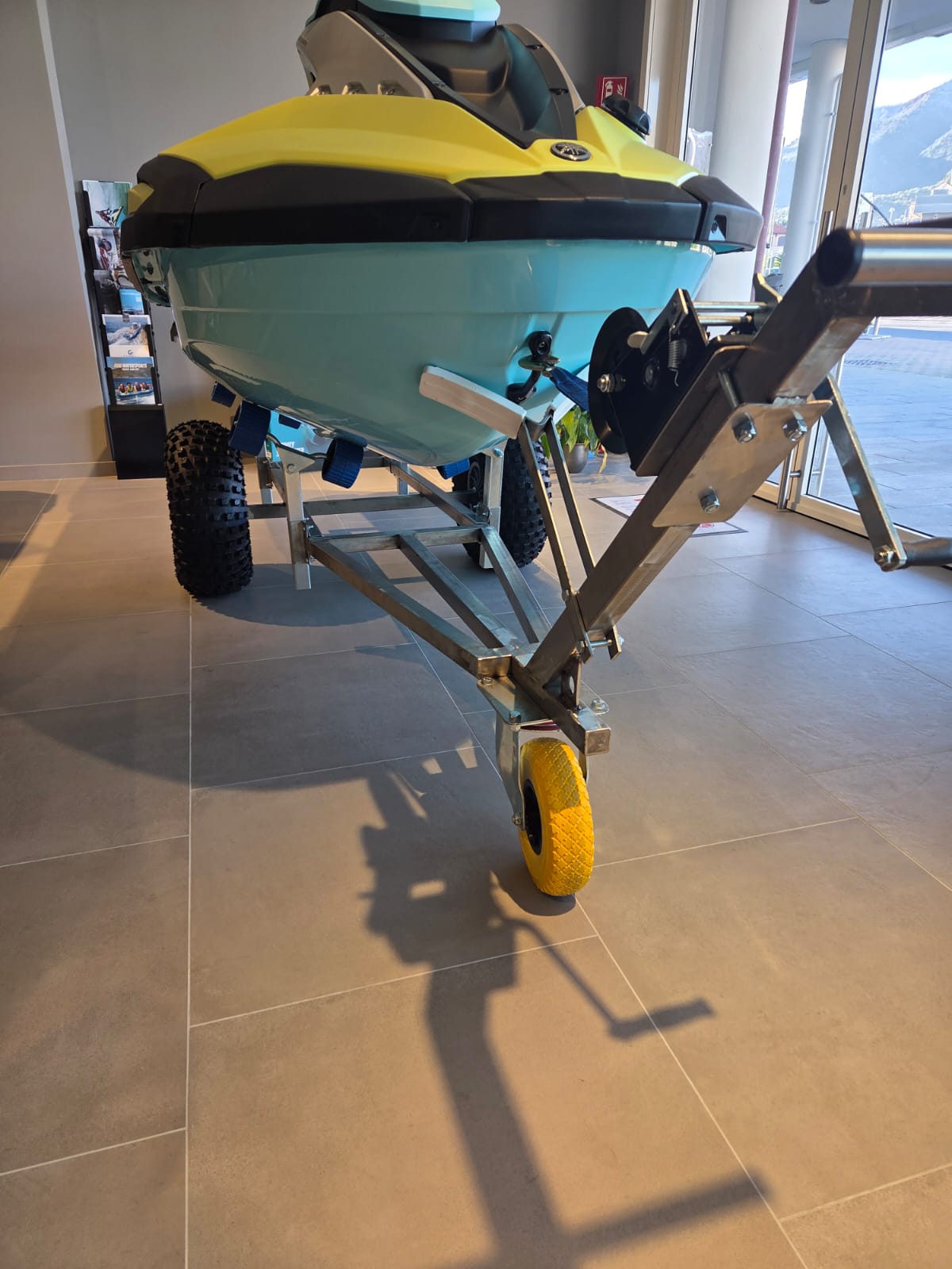 Carrello da spiaggia per moto d'acqua foto 4
